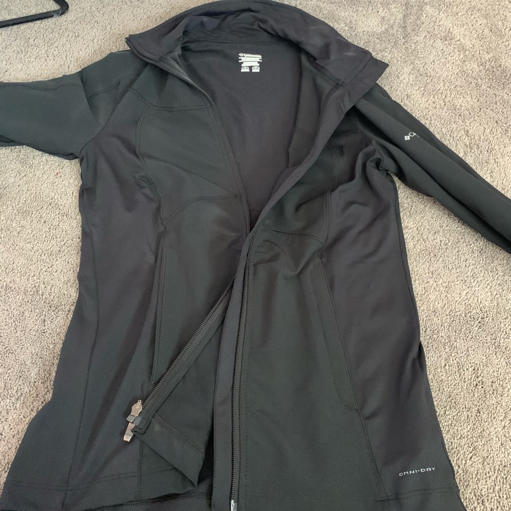 Columbia titanium lightweight jacket